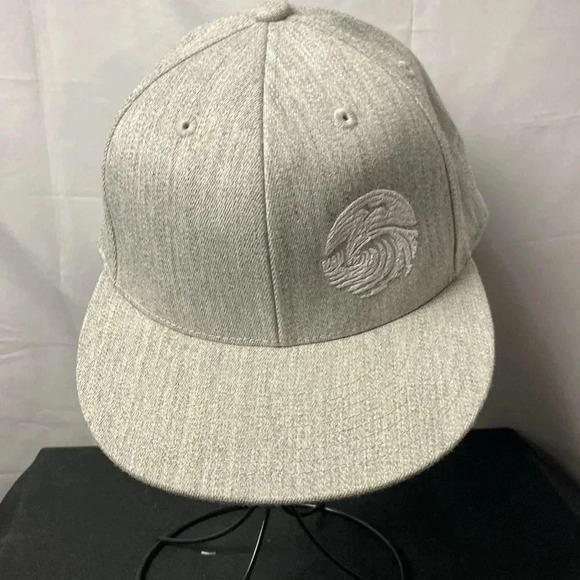 SALTWATER BREWERY HAT GRAY SALTWATER WAVE LOGO 210 FITTED HAT SIZE 6 7/8… - Picture 2 of 12
